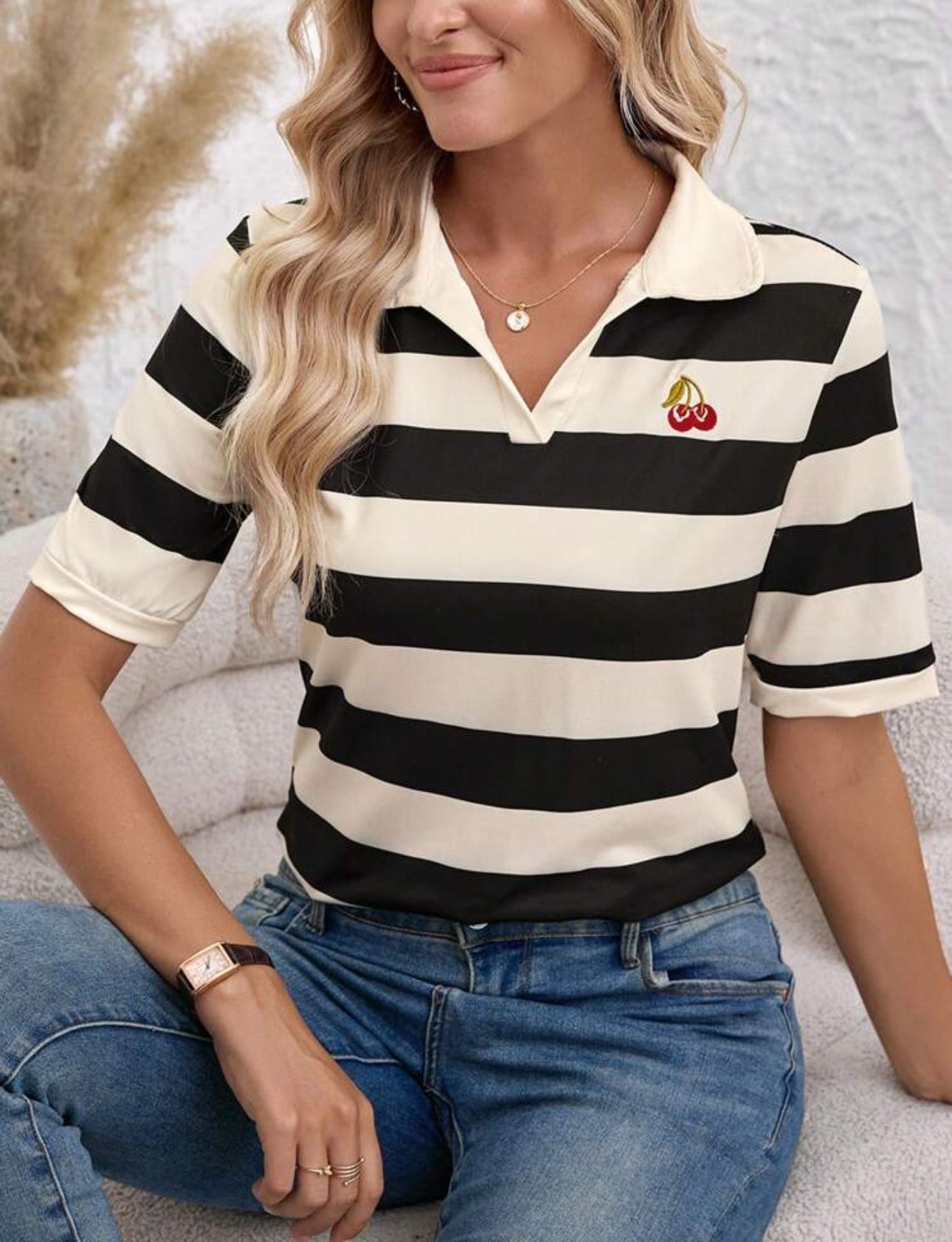 Camisa y estampa de cerezas