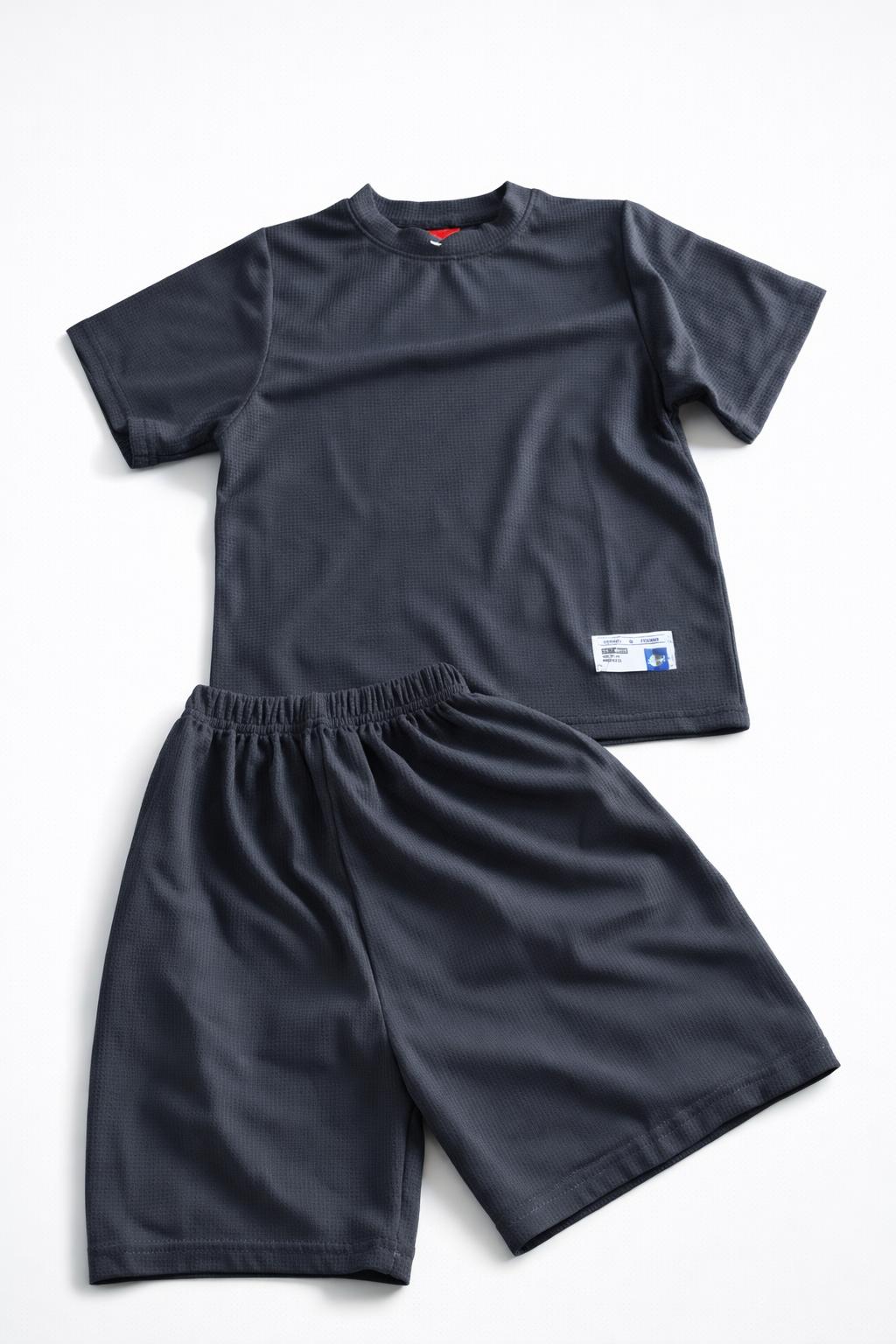 Set Deportivo Básico Niño – Gris Oscuro