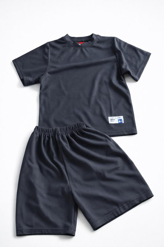 Set Deportivo Básico Niño – Gris Oscuro